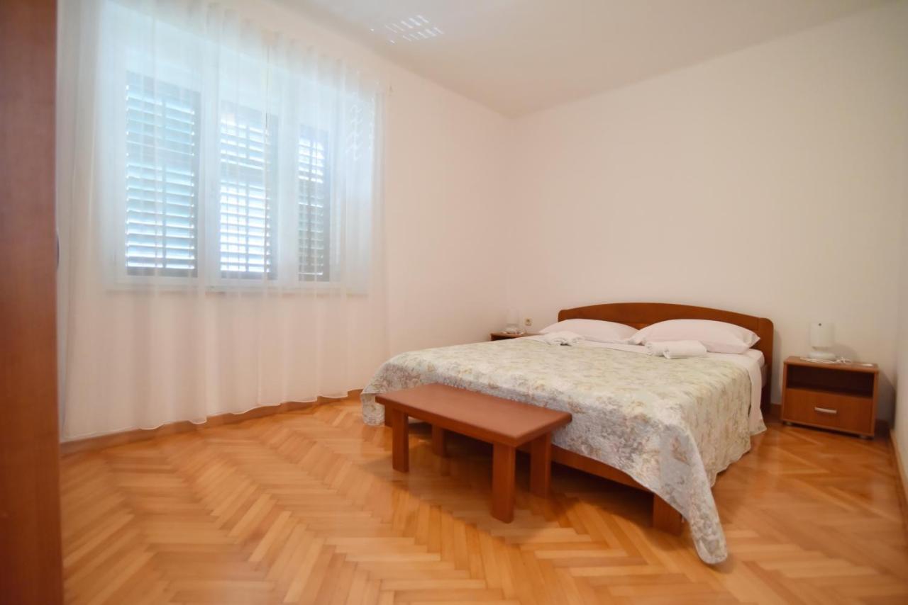 Apartmani Badurina - Crnika ลุน ภายนอก รูปภาพ